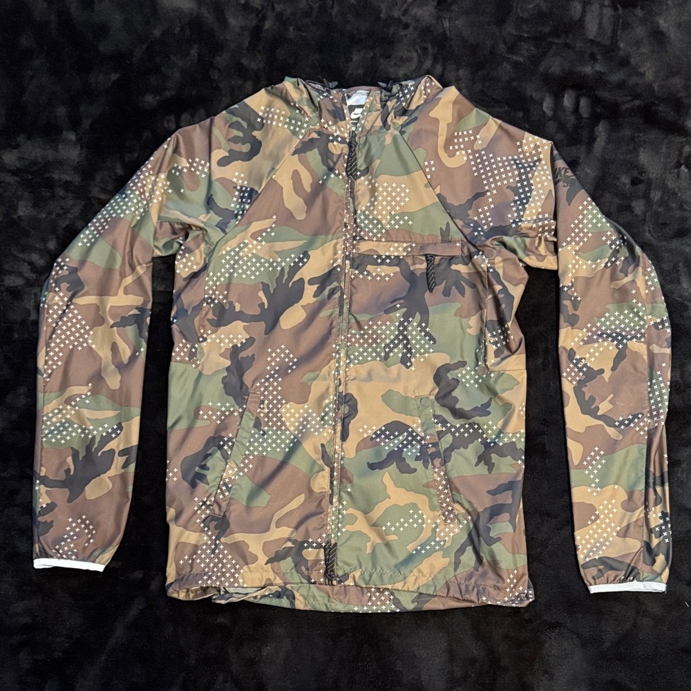 Nike SB Camo Hooded Jacket - Green/Brown/Black Windbreaker - Picture 2 of 5